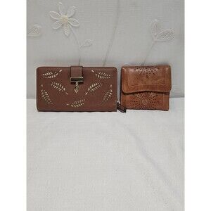 Womens Brown Wallet 2 Piece Bundle Card Holder Sunshine Long Leaf Snap Closure